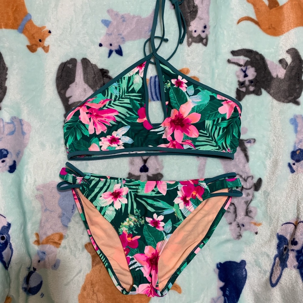 Gianni Bini Floral Bikini Medium